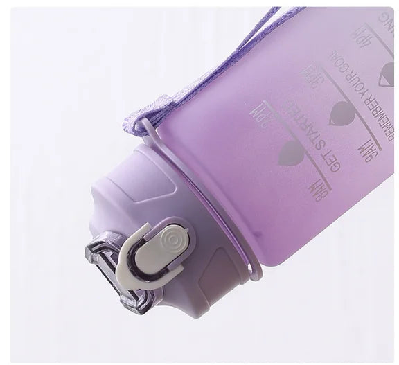Garrafa de água 900ml – Hidratação Prática para o Dia a Dia!