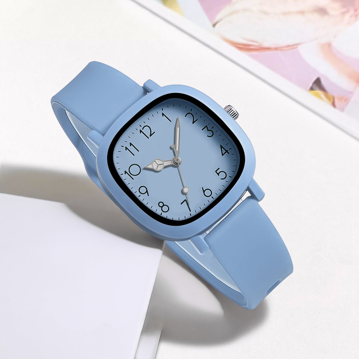 Relógio Fashion Bear – Elegância Casual para 2025!