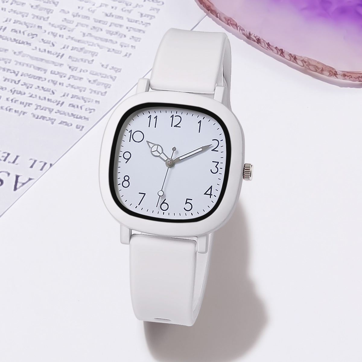 Relógio Fashion Bear – Elegância Casual para 2025!