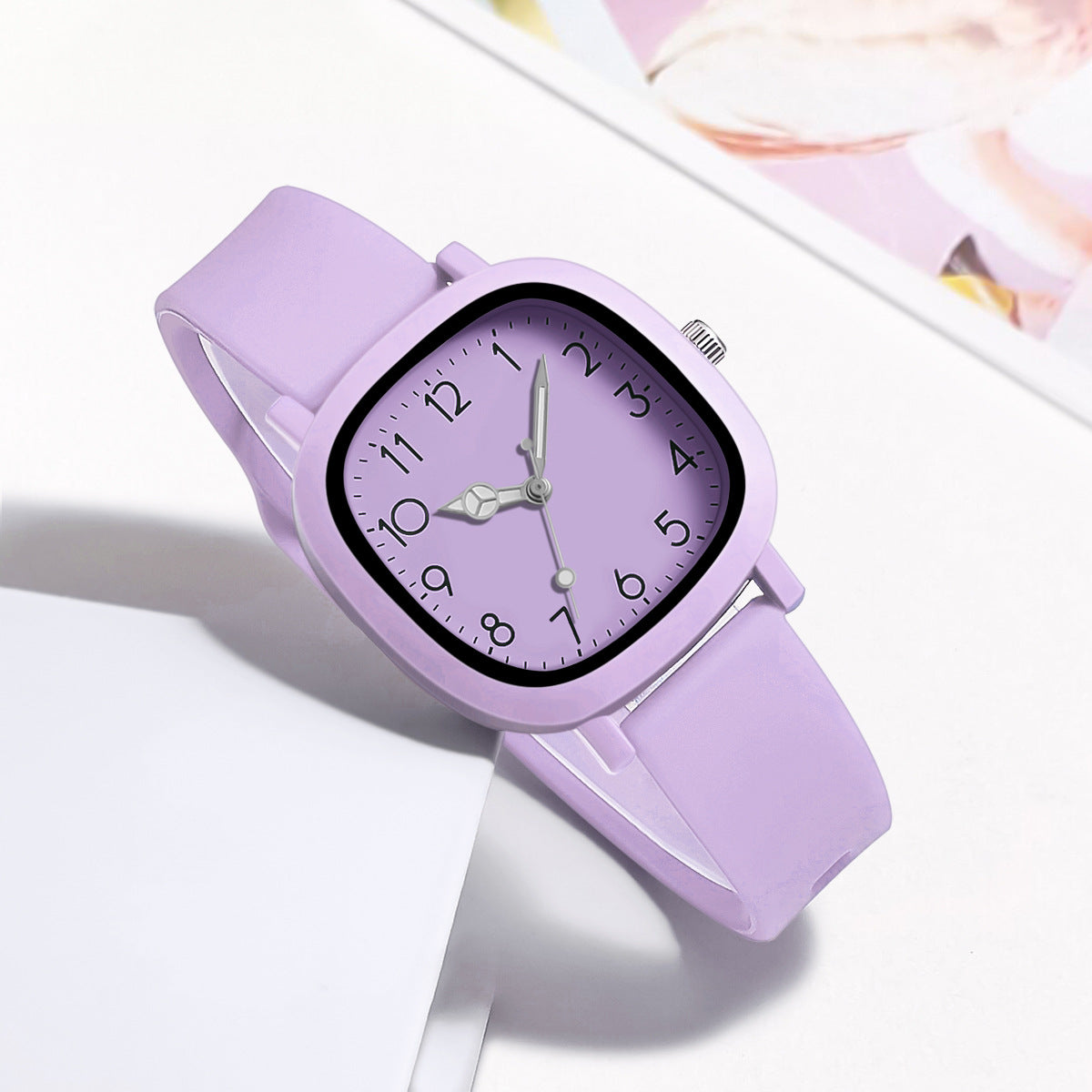 Relógio Fashion Bear – Elegância Casual para 2025!