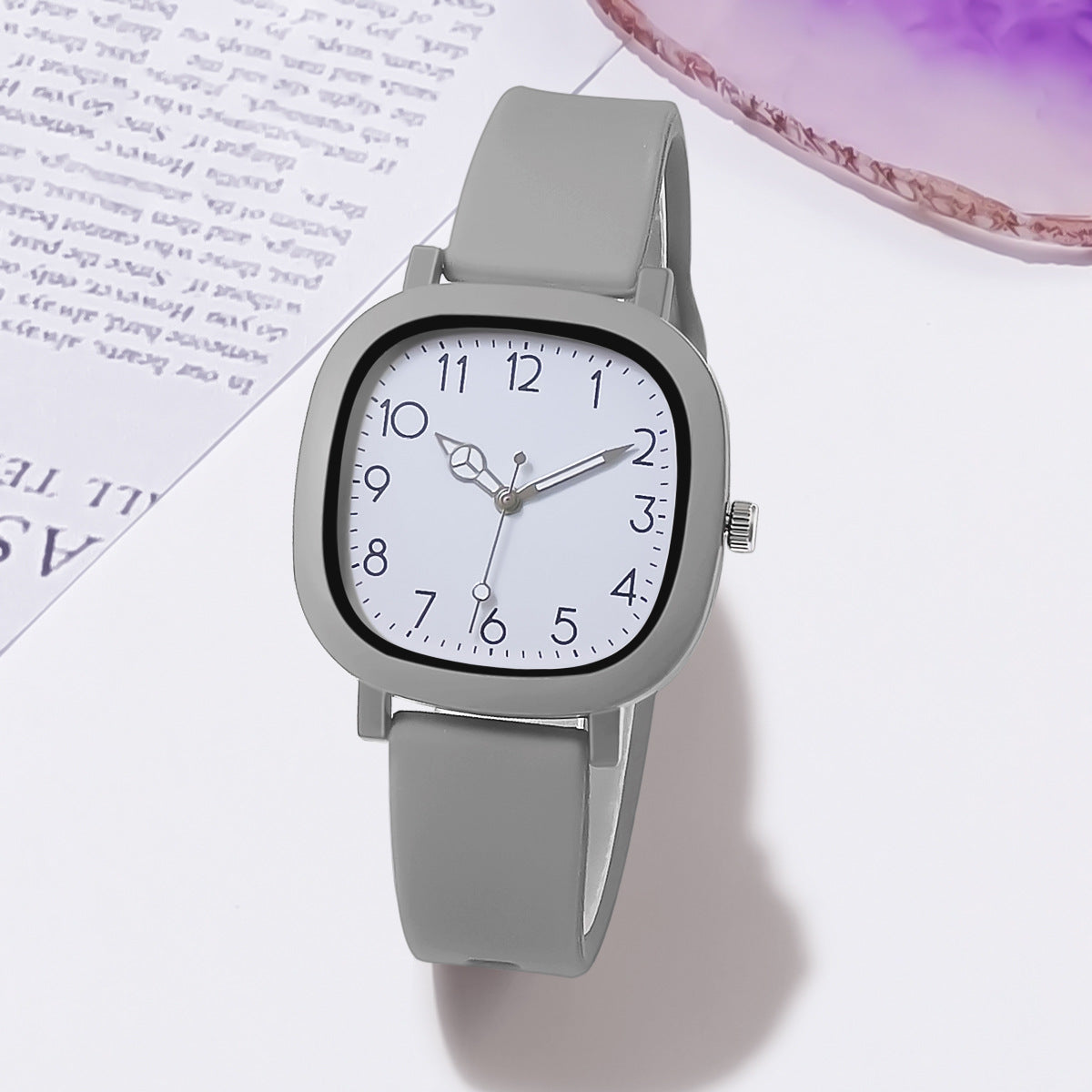 Relógio Fashion Bear – Elegância Casual para 2025!