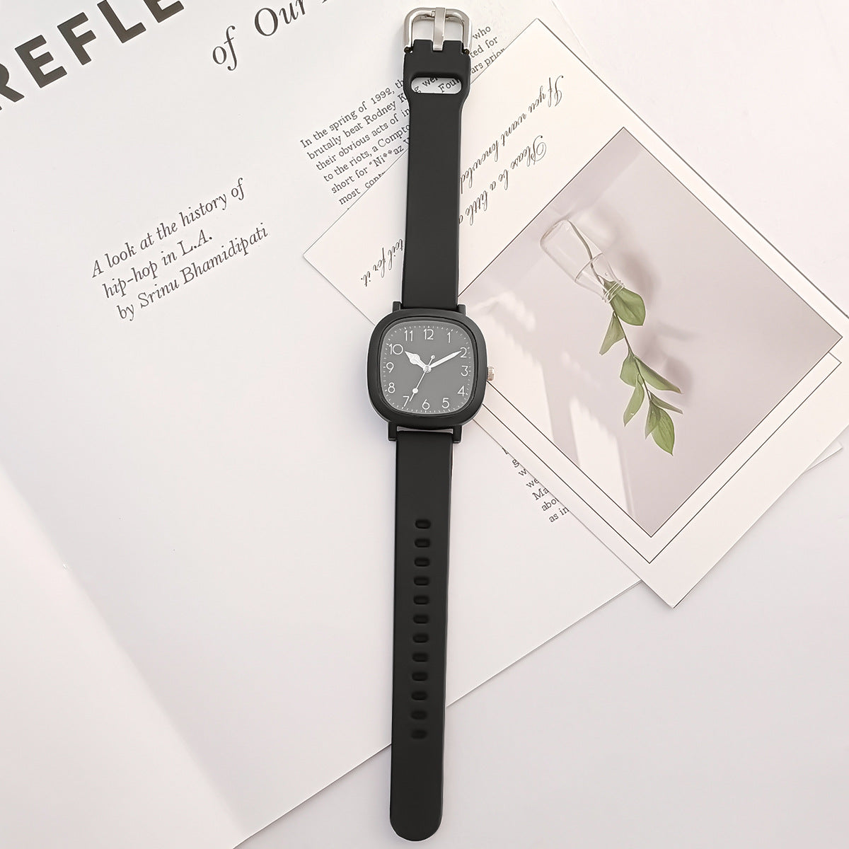 Relógio Fashion Bear – Elegância Casual para 2025!