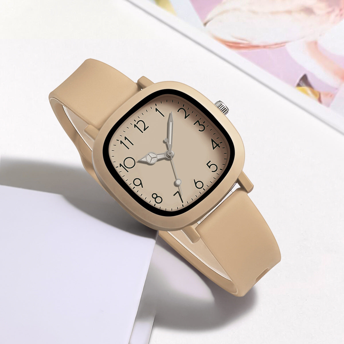 Relógio Fashion Bear – Elegância Casual para 2025!
