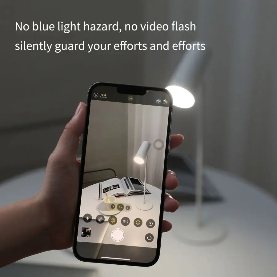 Luminária de Mesa LED – Iluminação Inteligente para Seus Estudos!