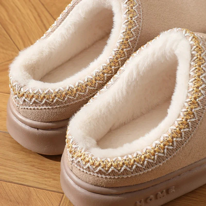 Pantufa Fluffy Plataforma – Conforto e Estilo para o Inverno 2025!