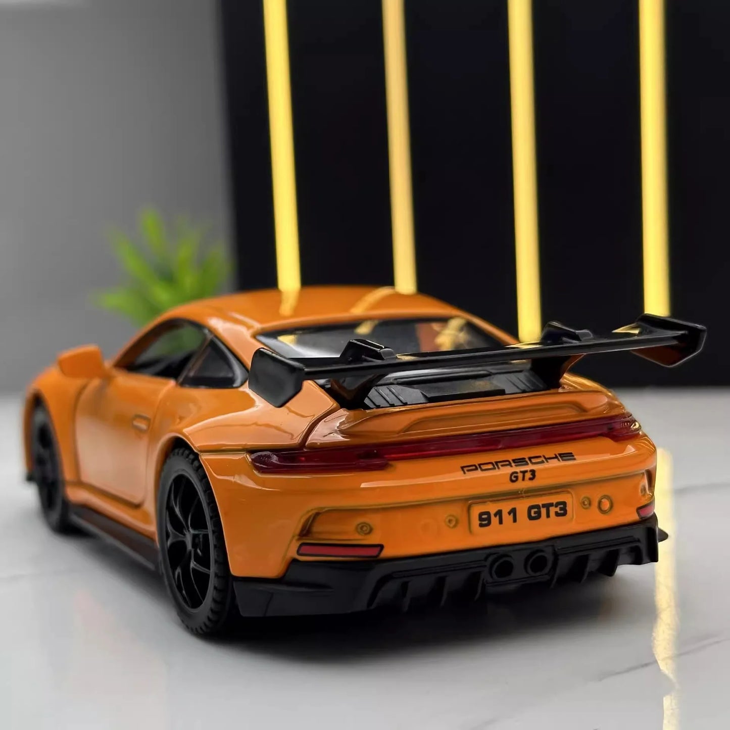 🏎️ Miniatura Porsche 911 GT3 RS 1:32 – Carro Esportivo de Liga Metálica com Som e Luz | Modelo Colecionável | Presente Infantil e Adulto