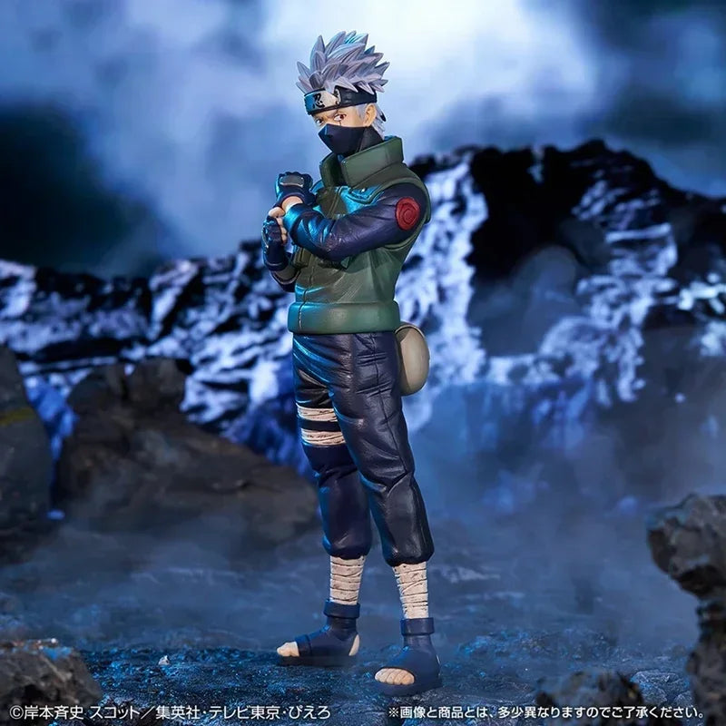 Figura de Ação Naruto Shippuden Bandai - Uchiha Sasuke, Hatake Kakashi, Namikaze Minato (20cm)