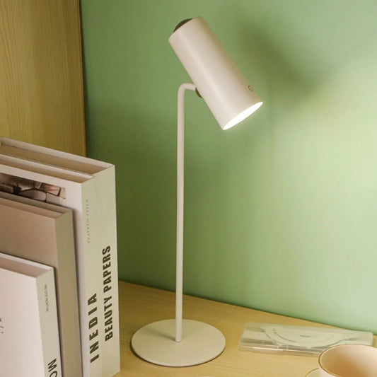Luminária de Mesa LED – Iluminação Inteligente para Seus Estudos!