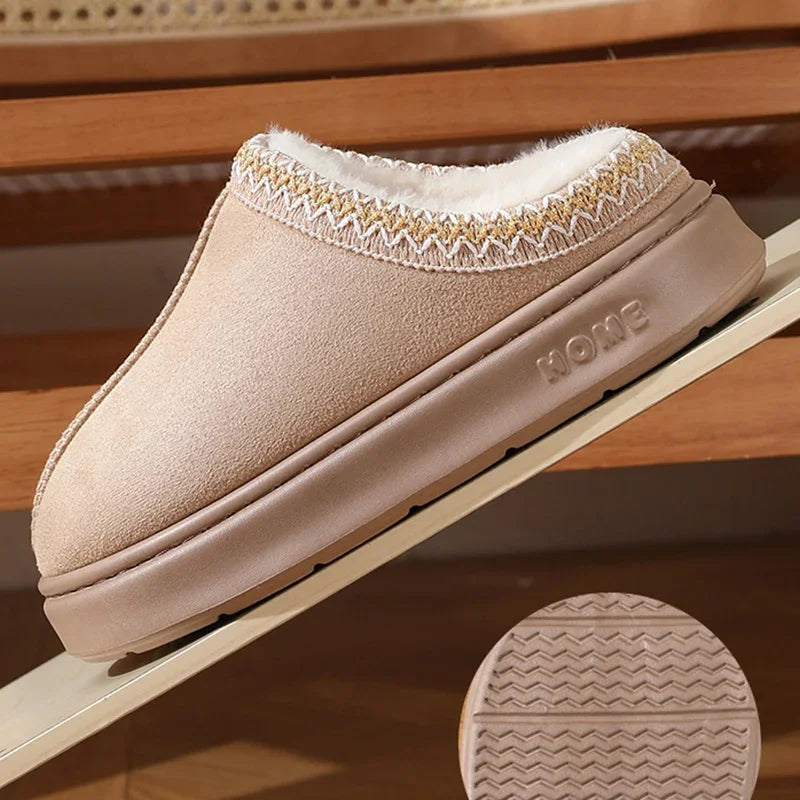 Pantufa Fluffy Plataforma – Conforto e Estilo para o Inverno 2025!