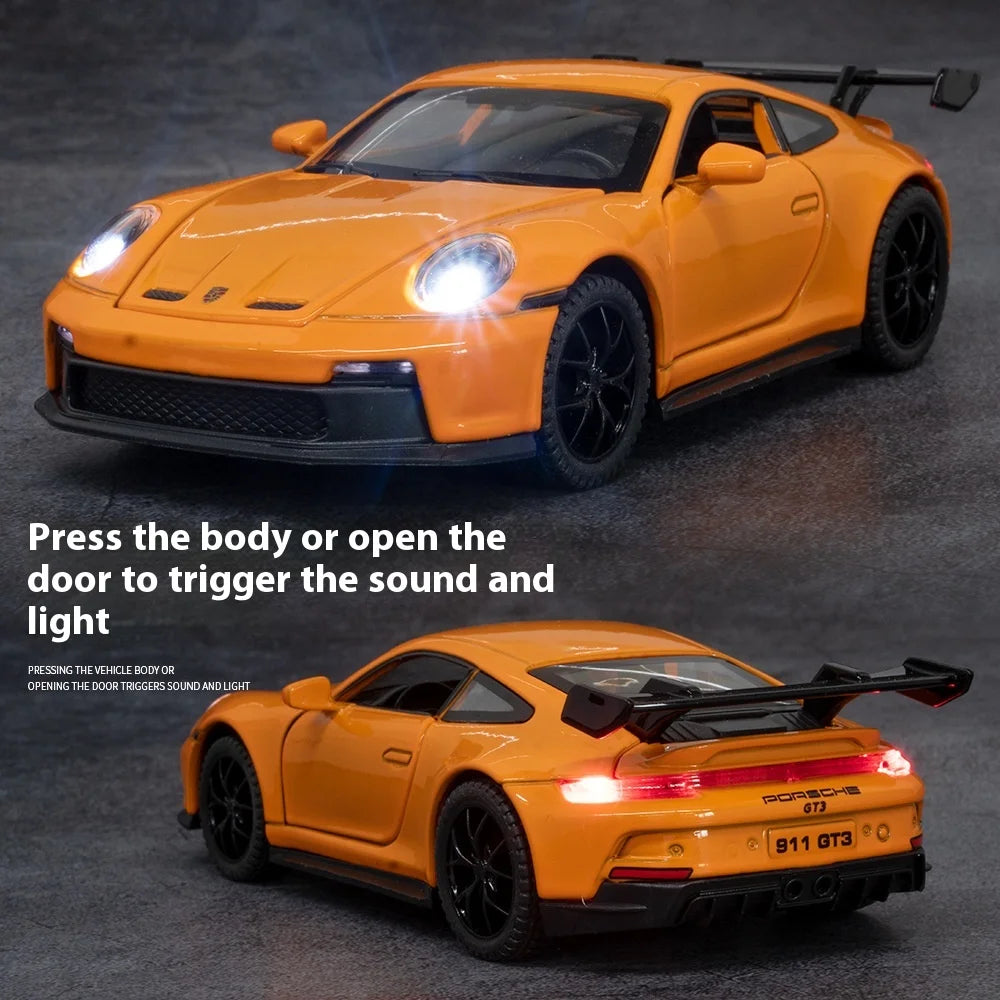 🏎️ Miniatura Porsche 911 GT3 RS 1:32 – Carro Esportivo de Liga Metálica com Som e Luz | Modelo Colecionável | Presente Infantil e Adulto