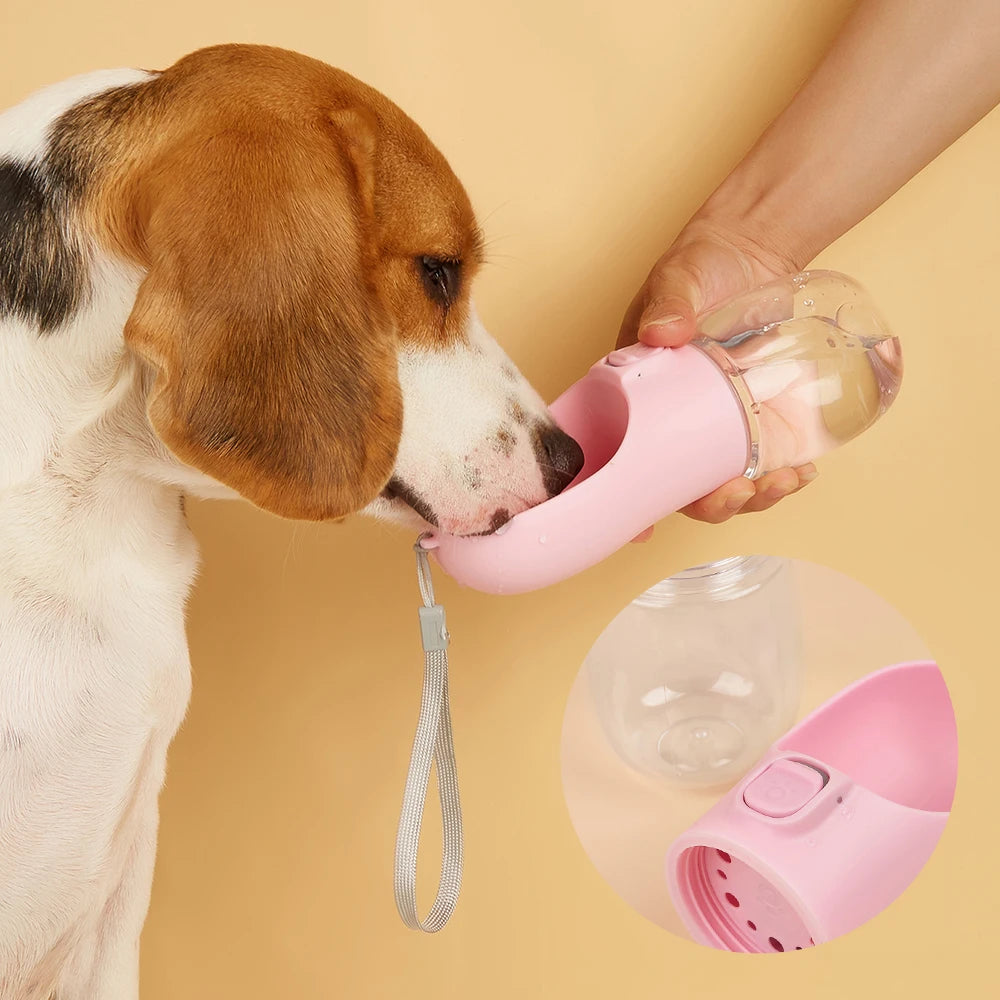 Garrafa de Água Portátil para Cães e Gatos
