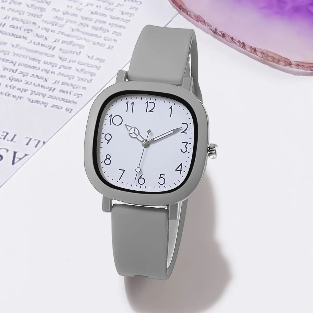 Relógio Fashion Bear – Elegância Casual para 2025!