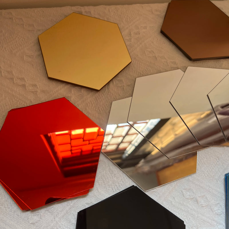 Adesivo de Espelho 3D Hexagonal para Parede - Decoração Moderna e Personalizada