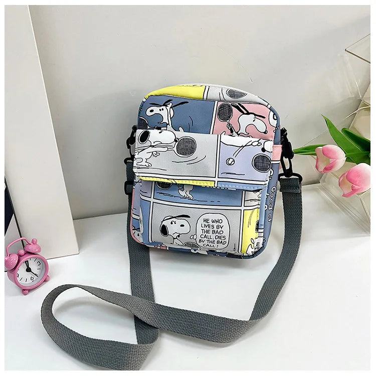 Bolsa de Ombro Cartoon Corner Creature Snoop - Estilo Descomplicado para Mulheres